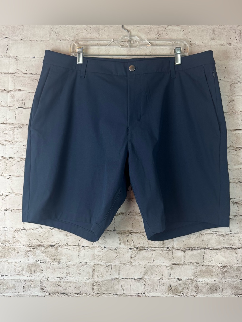 Lululemon Men's Size 40 Commission Classic-Fit Shorts Navy M7AWQS 9” Warpstreme